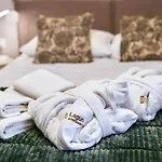 Park - Laguna - Premium Lux 209 *