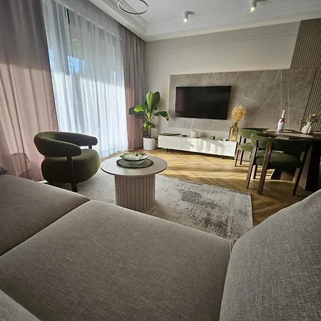 Park - Laguna - Premium Lux 209 *