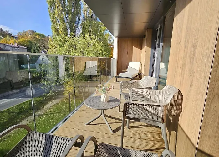 Park - Laguna - Premium Lux 209 *